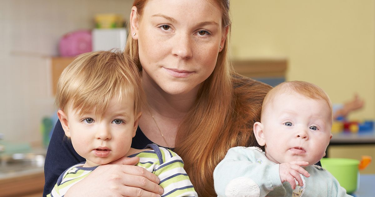 W Dzień Matki mój mąż i syn podali mi kubek z napisem: „Najbardziej bezużyteczna kobieta na świecie”. Śmiali się, więc uśmiechnęłam się, pozmywałam naczynia, a tej samej nocy kupiłam bilet w jedną stronę.
