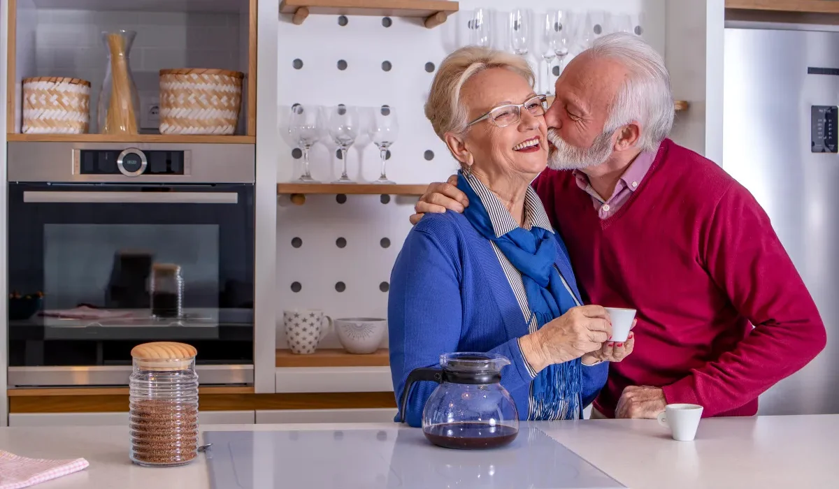 Po śmierci mojej matki mój ojciec poślubił moją ciotkę, a podczas ślubu mój brat powiedział: „Ojciec nie jest tym, za kogo się podaje”.