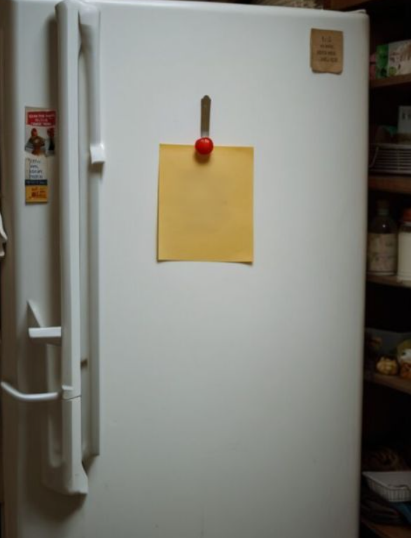 Po rodzinnej kolacji moja szwagierka zostawiła na lodówce notatkę, która doprowadziła mnie do szału.