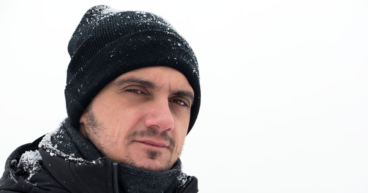 Świąteczny talerz dla nieznajomego – i tajemnica mamy