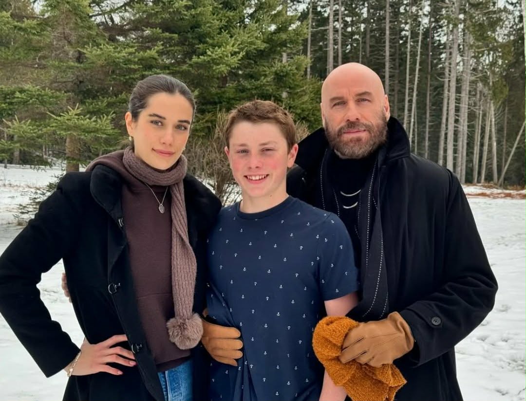 Starszy syn zmarł w wieku 16 lat, a żona zmarła na raka. 71-letni Travolta pokazał swoich spadkobierców.