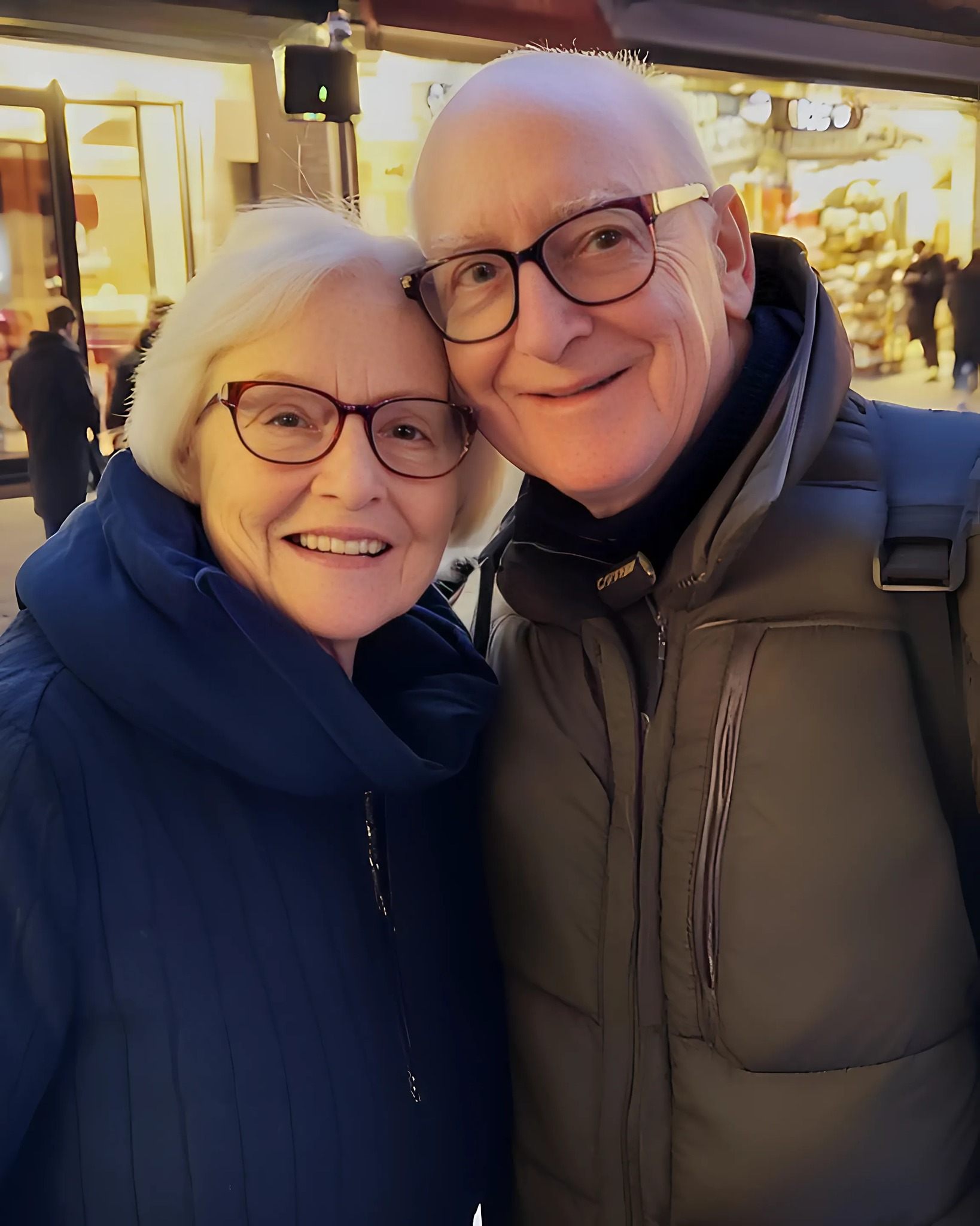 Przez prawie 50 lat w każde urodziny chodziłem do tej samej restauracji, aż pewnego dnia jakiś młody nieznajomy usiadł przy moim stoliku i szepnął mi do ucha: „Powiedział, że przyjdzie”.