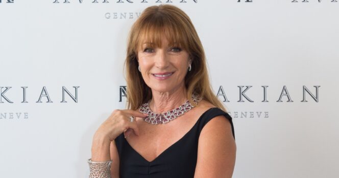 Jane Seymour prezentuje swoich bliźniaków, których urodziła w wieku 44 lat