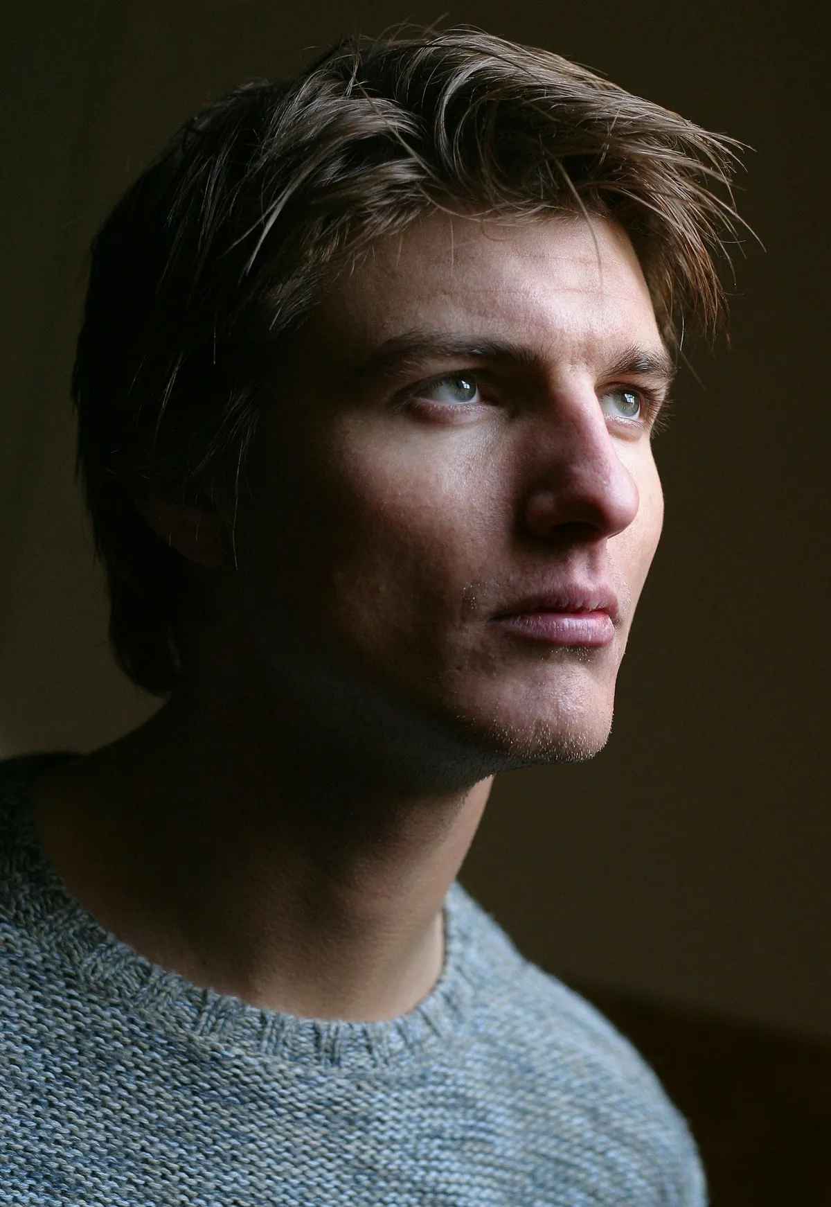 Moja przyszła teściowa powiedziała moim osieroconym młodszym braciom, że „wkrótce zostaną oddani do nowej rodziny” – więc daliśmy jej najsurowszą lekcję w jej życiu