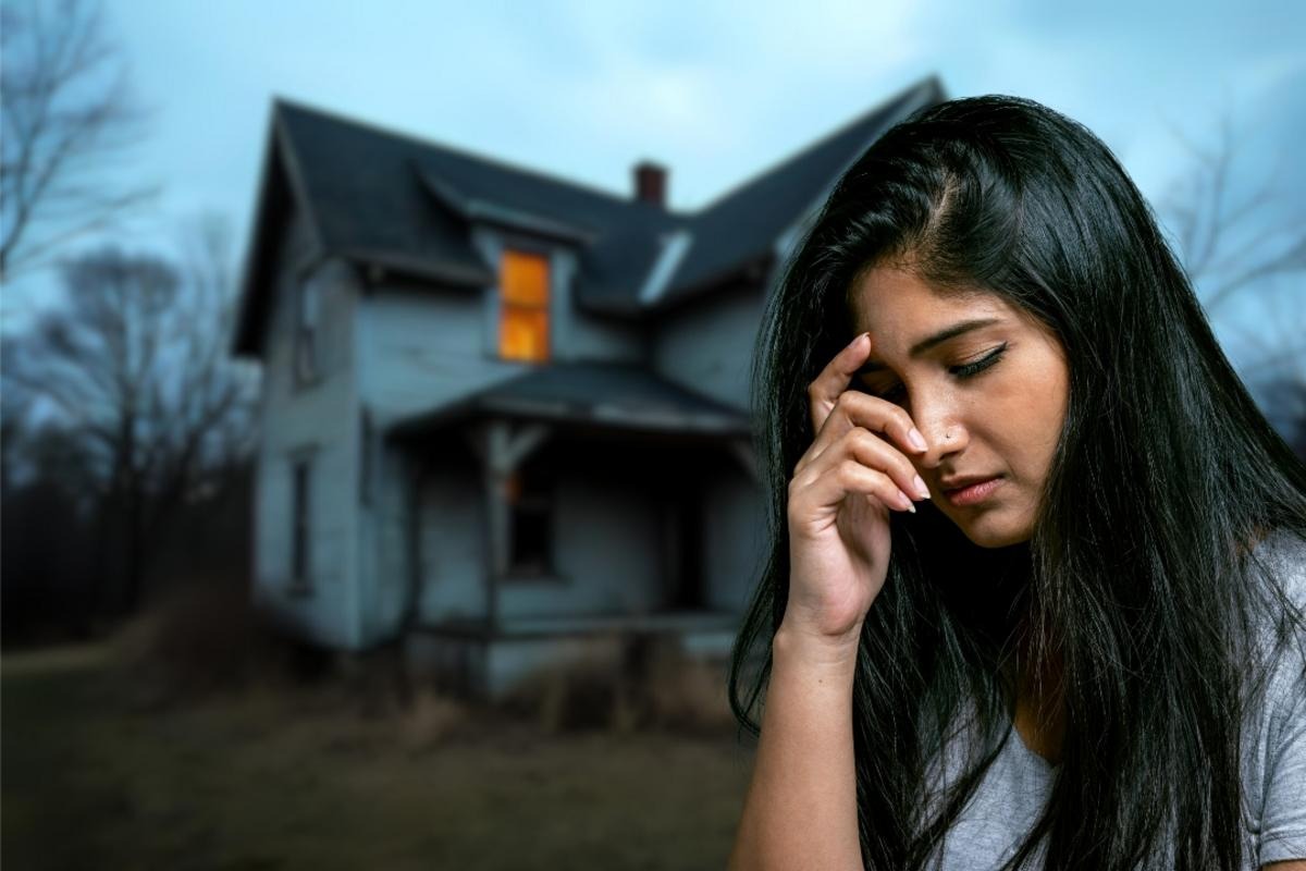 Córka, którą wychowałam sama, przyszła do kuchni… i wtedy ujawniła prawdę, która wstrząsnęła moim światem.