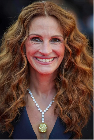 „Mówią, że brzydko się starzeję i stałam się męska”: Julia Roberts wolała starzeć się naturalnie