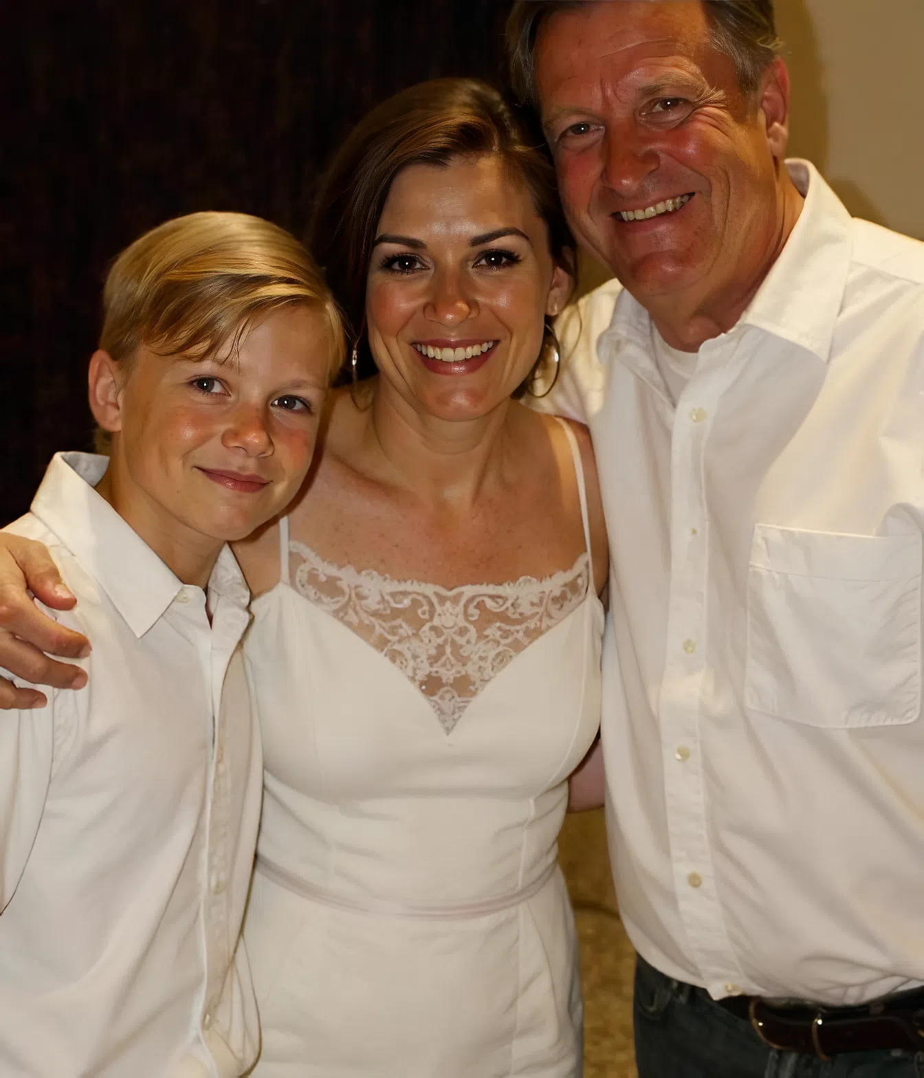 Moja matka wyrzekła się mnie za to, że ożeniłem się z samotną matką – wyśmiewała moje życie, a trzy lata później, gdy je zobaczyła, załamała się