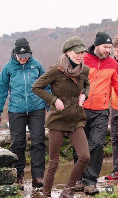 Middleton w obcisłych spodniach przeraziła poddanych: „Chuda jak kartka papieru. Topnieje na oczach”.