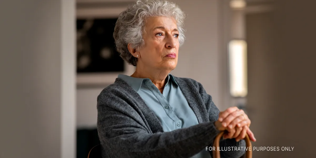 Otworzyłem medalion mojej zmarłej mamy, który był zaklejony przez 15 lat – to, co w nim ukryła, zaparło mi dech w piersiach