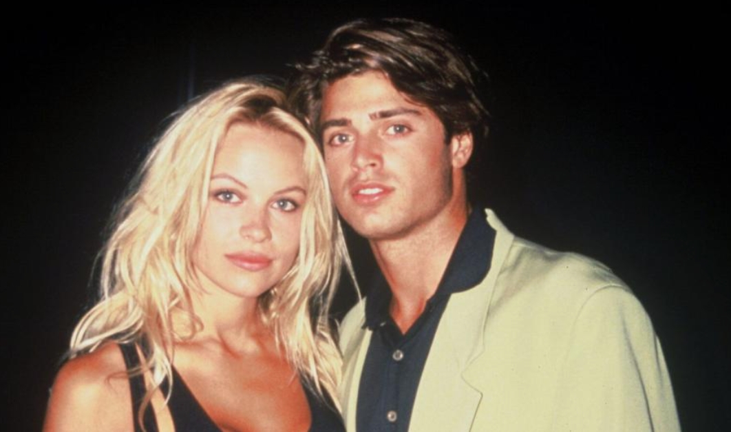 Czy rozpoznacie tę legendarną parę, zanim podbili Hollywood? Spójrzcie na ich stare zdjęcia!