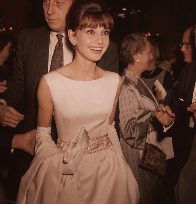 14 kultowych gwiazd, jeden niezapomniany kolor – biel! Komu z nich pasuje najlepiej?