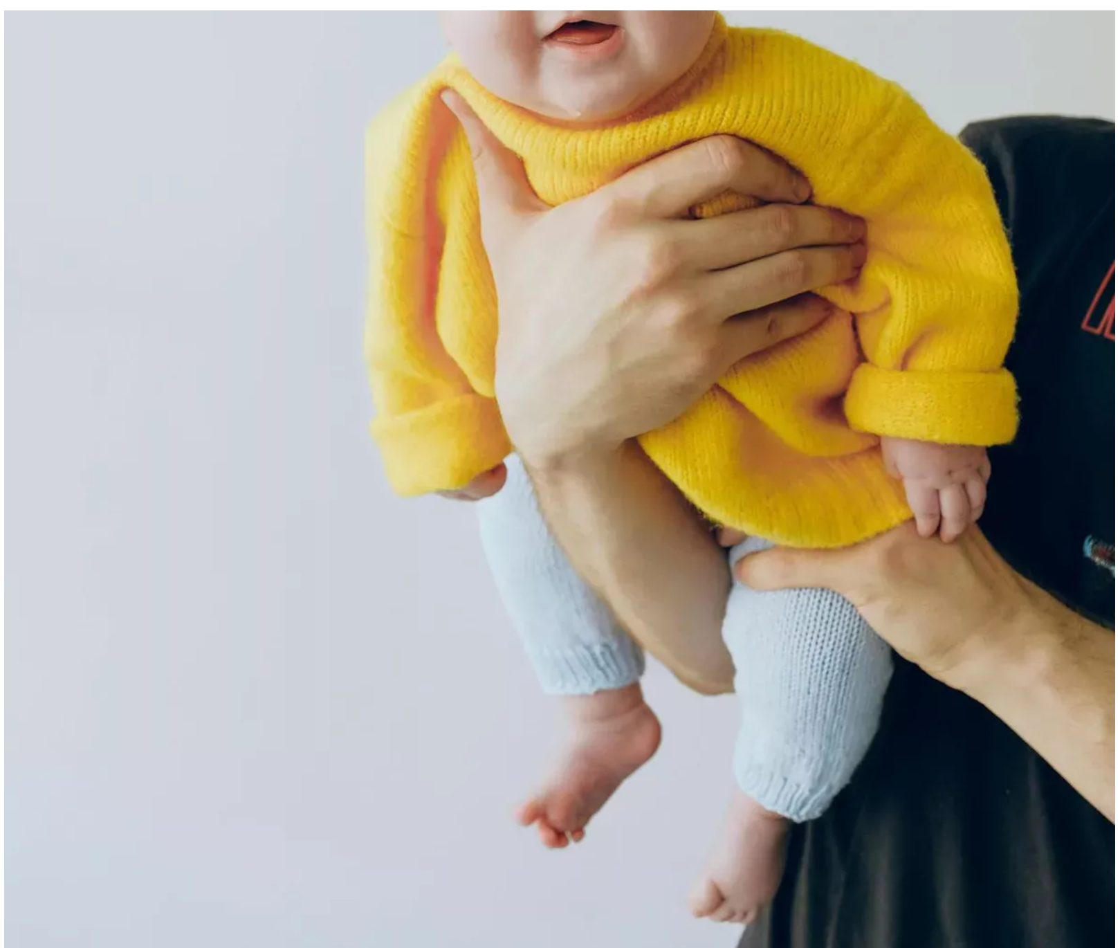 Mój 16-letni syn uratował noworodka przed zimnem – następnego dnia przed naszymi drzwiami pojawił się policjant