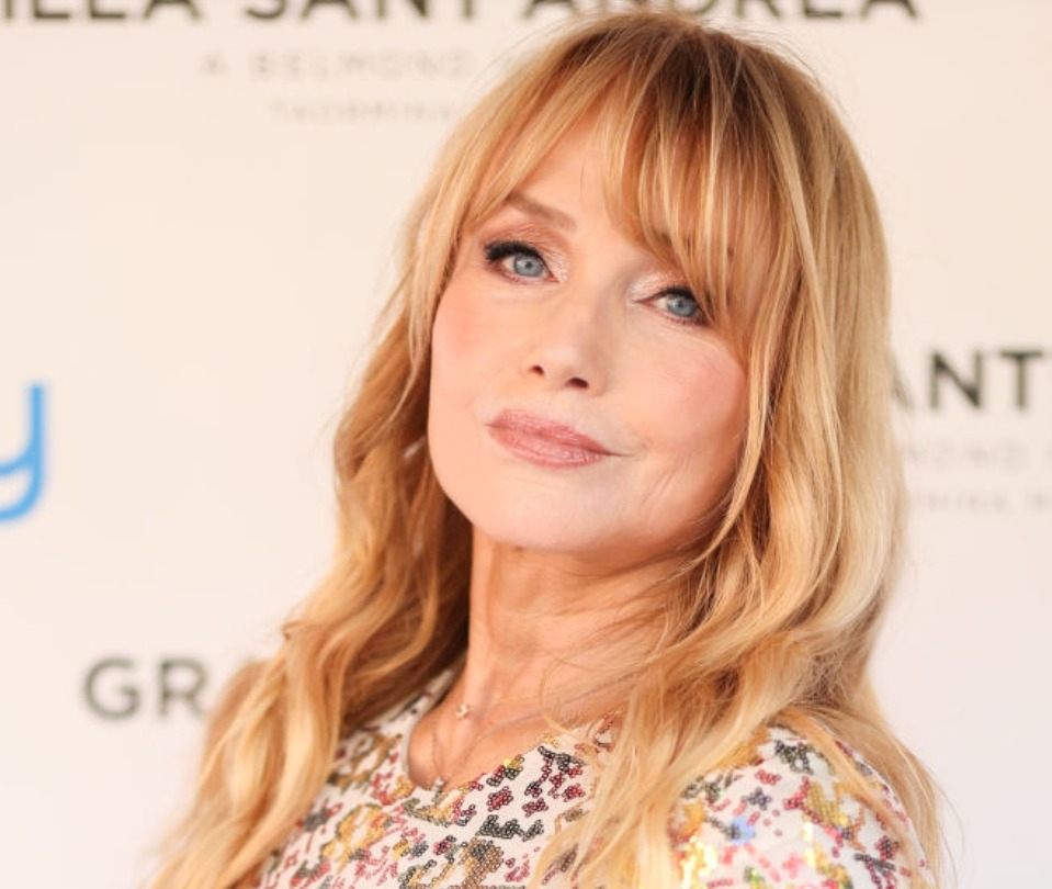 Ikona lat 80., która grała u boku hollywoodzkiego amanta, zaskakuje fanów swoim nowym wyglądem! Czy to naprawdę ona?