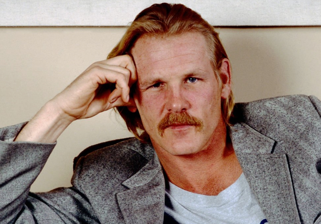 Kim on jest? Rzadkie zdjęcie paparazzi pokazuje 85-letnią legendę Hollywood prawie nie do poznania!