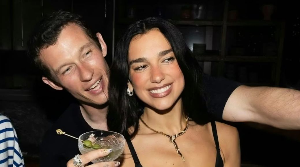 Nie do poznania na plaży!: Rzadkie zdjęcia paparazzi szokują fanów — czy potrafisz rozpoznać tę gwiazdorską parę?