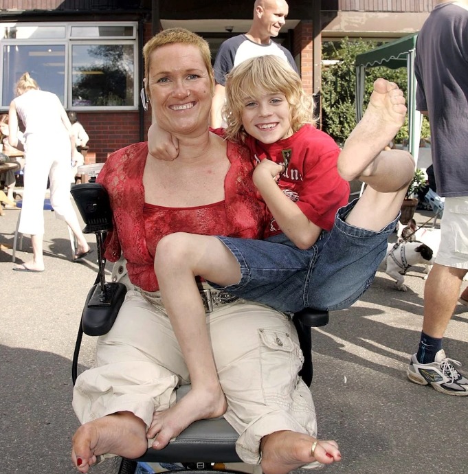 Od ograniczeń do dziedzictwa: kobieta, która zamieniła niemożliwe w sztukę, macierzyństwo i niepowstrzymaną siłę!