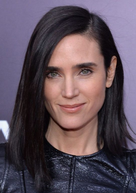 Ponadczasowa elegancja gwiazdy „Labiryntu” w wieku 54 lat: Jak wygląda dzisiaj?