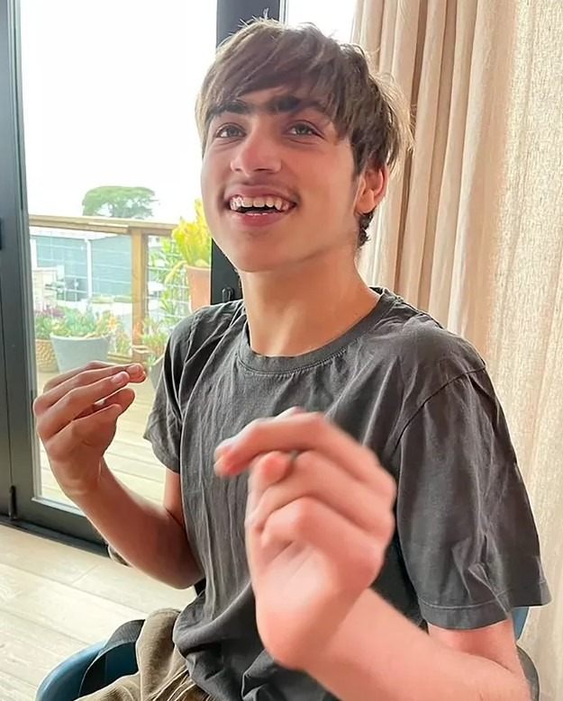 „Specjalny” syn Colina Farrella z rzadką chorobą genetyczną: Jak wygląda ten chłopak i jak sobie radzi teraz?