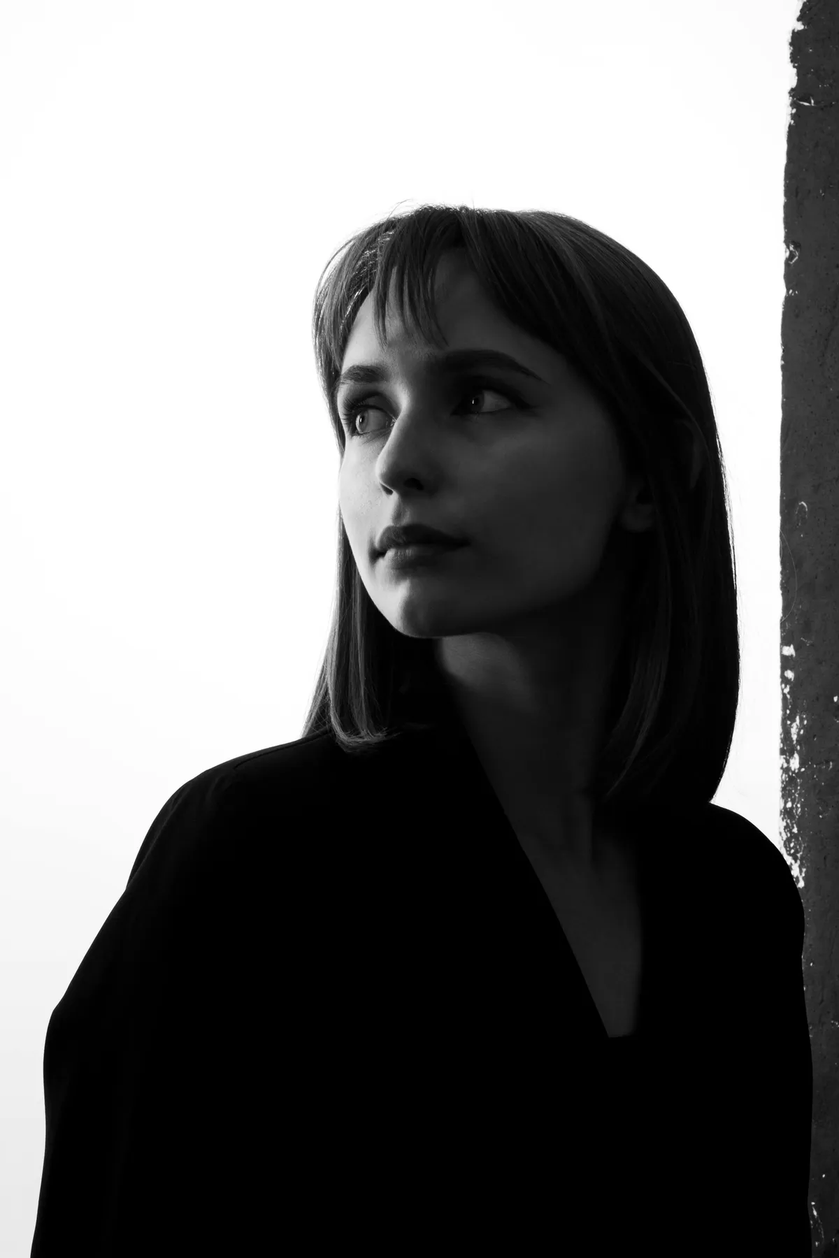 Moja córka wystąpiła na swoim ślubie w czarnej sukni – gdy poznałem prawdziwy powód, odebrało mi mowę i na długo zapadło w pamięć