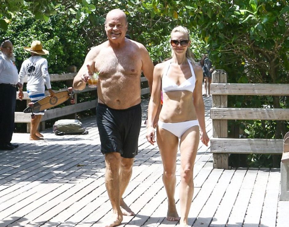Zgadnijcie, o kim mowa: hollywoodzka gwiazda spędza słoneczny urlop w Miami wraz ze swoją uroczą młodą żoną!