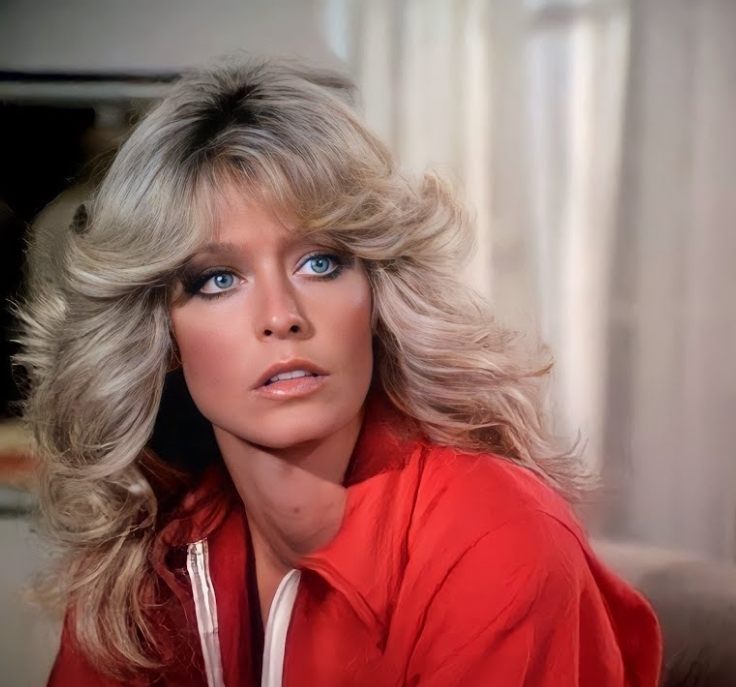 „Zdjęcie pochodzi z 1973 roku: te dwie wschodzące gwiazdy wkrótce staną się prawdziwymi ikonami hollywoodzkiego szyku. Czy rozpoznacie, kim one są?”