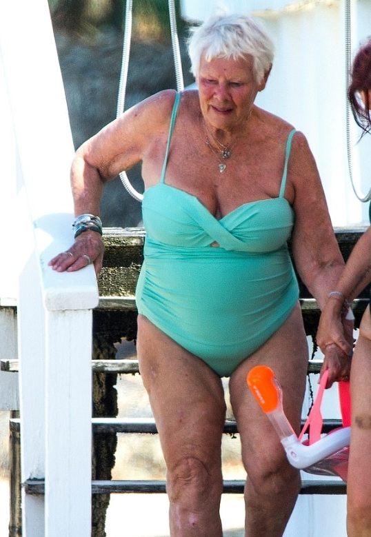 Nieoczekiwane pojawienie się: ulubioną, nagrodzoną Oscarem aktorkę zauważono w bikini!