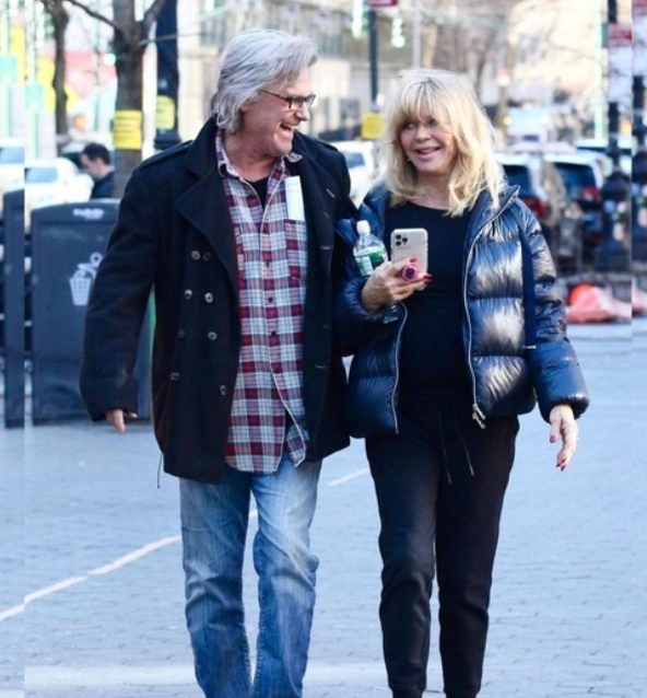 Nieudany lifting twarzy radykalnie zmienił wygląd 77-letniej Goldie Hawn