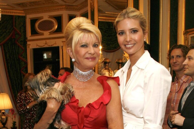 Blask Ivany Trump na przestrzeni lat: od kultowego stylu do współczesnej elegancji.