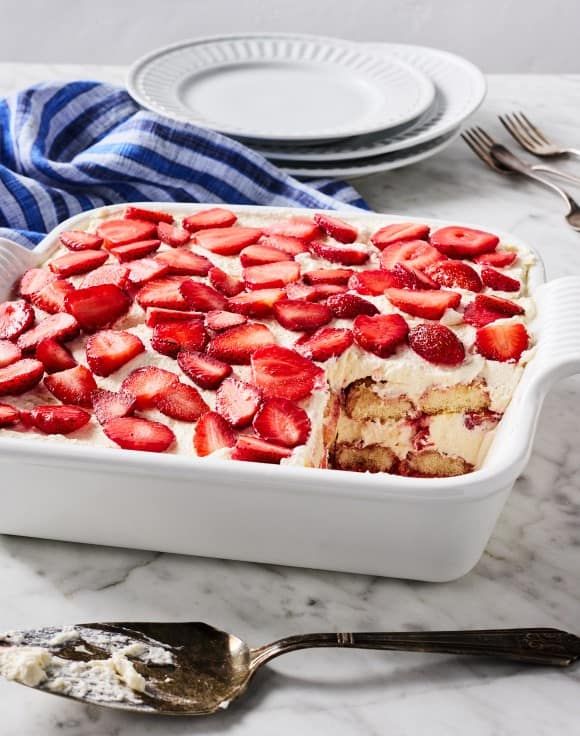 Wszyscy będą zachwyceni! Tiramisu truskawkowe w zaledwie 10 minut