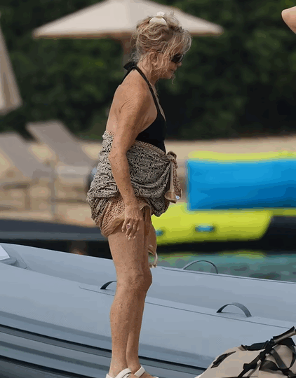 Fani są zaniepokojeni! Siedemdziesięcioośmioletnia Goldie Hawn zaskoczyła fanów swoimi świeżymi zdjęciami.