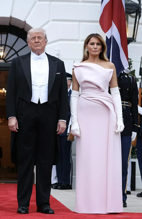 Wieczór królewskiej elegancji: rodzina Trumpów serdecznie wita parę monarchów podczas wyjątkowej uroczystości