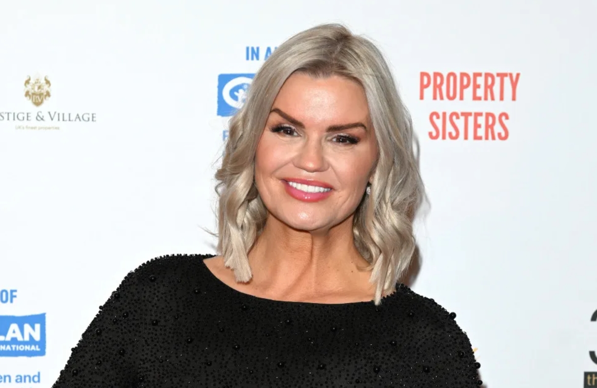 Od hałaśliwej sławy po cichy rodzinny komfort: Kerry Katona znalazła równowagę nad oceanem i czeka na dodatek do swojej rodziny.