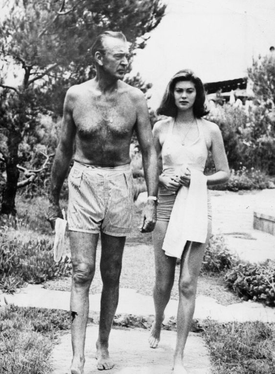 Legendę Hollywood zauważono podczas rzadkich wakacji na plaży: czy możesz go rozpoznać?
